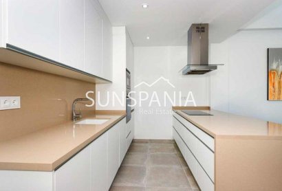 Obra nueva - Quad House -
Daya Nueva - Centro