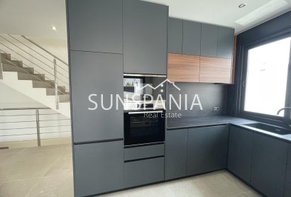 Obra nueva - Chalet -
Rojales - Ciudad Quesada