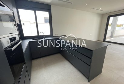 Obra nueva - Chalet -
Rojales - Ciudad Quesada