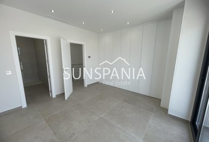 Obra nueva - Chalet -
Rojales - Ciudad Quesada