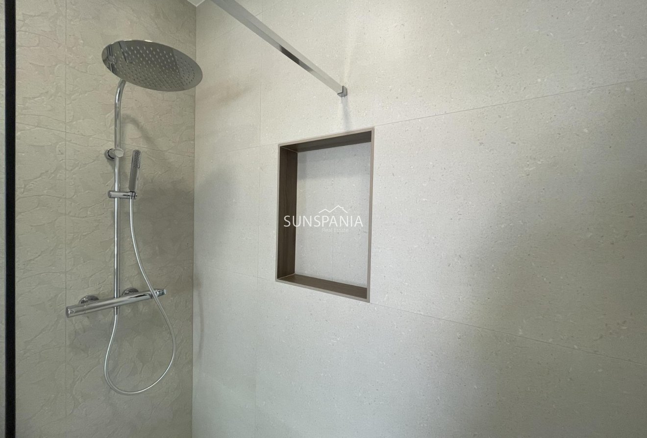 Obra nueva - Chalet -
Rojales - Ciudad Quesada