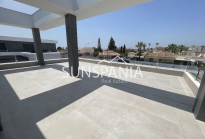 Obra nueva - Chalet -
Rojales - Ciudad Quesada