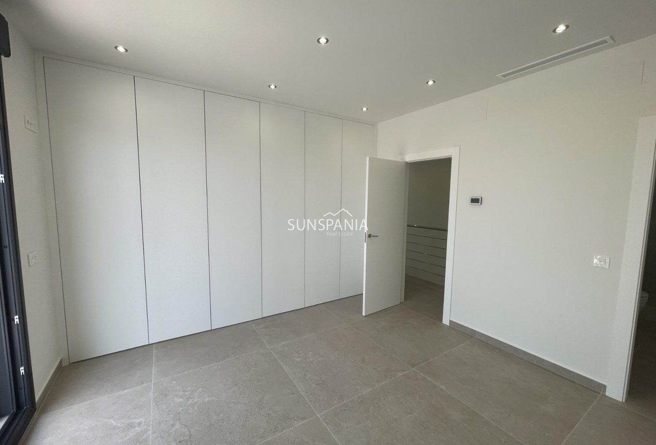 Obra nueva - Chalet -
Rojales - Ciudad Quesada