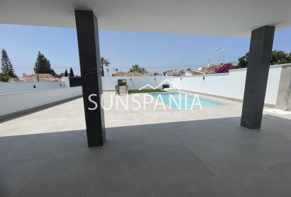 Obra nueva - Chalet -
Rojales - Ciudad Quesada