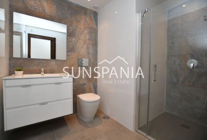 Obra nueva - Piso -
San Miguel de Salinas - La Cañada