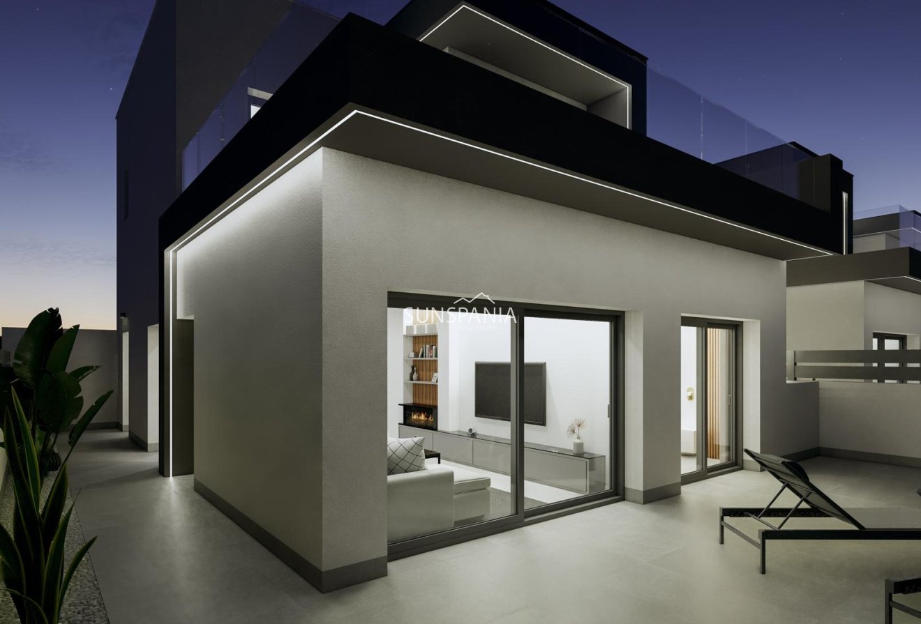 Obra nueva - Chalet -
Benijofar - Pueblo