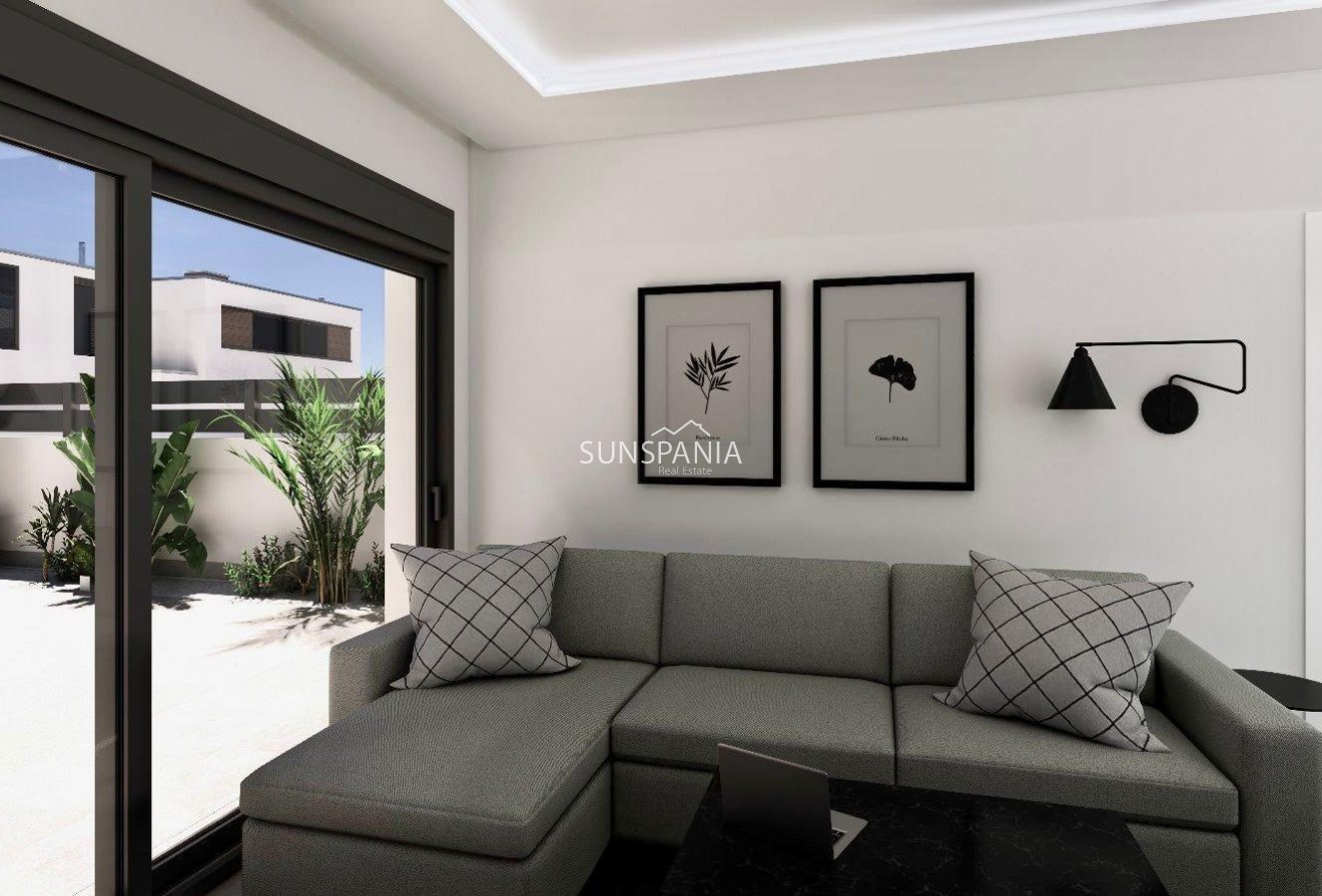 Obra nueva - Chalet -
Benijofar - Pueblo