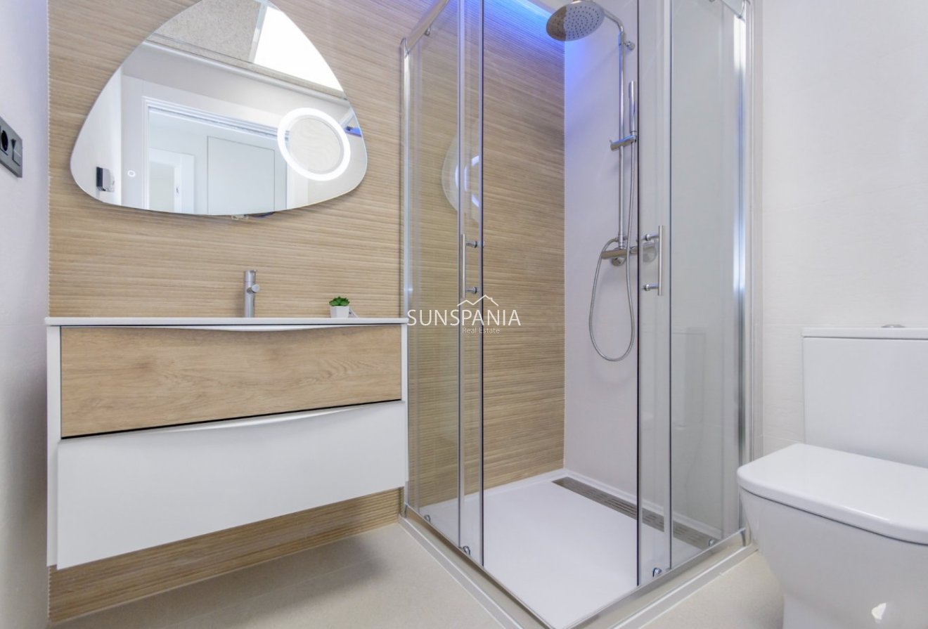 Obra nueva - Piso -
Torrevieja - Los Balcones