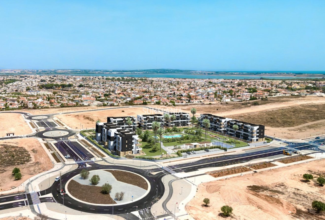 Obra nueva - Ático -
Torrevieja - La Siesta