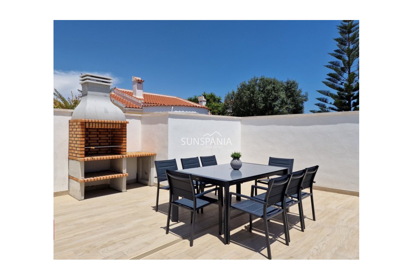 Obra nueva - Chalet -
Ciudad Quesada - Doña Pepa