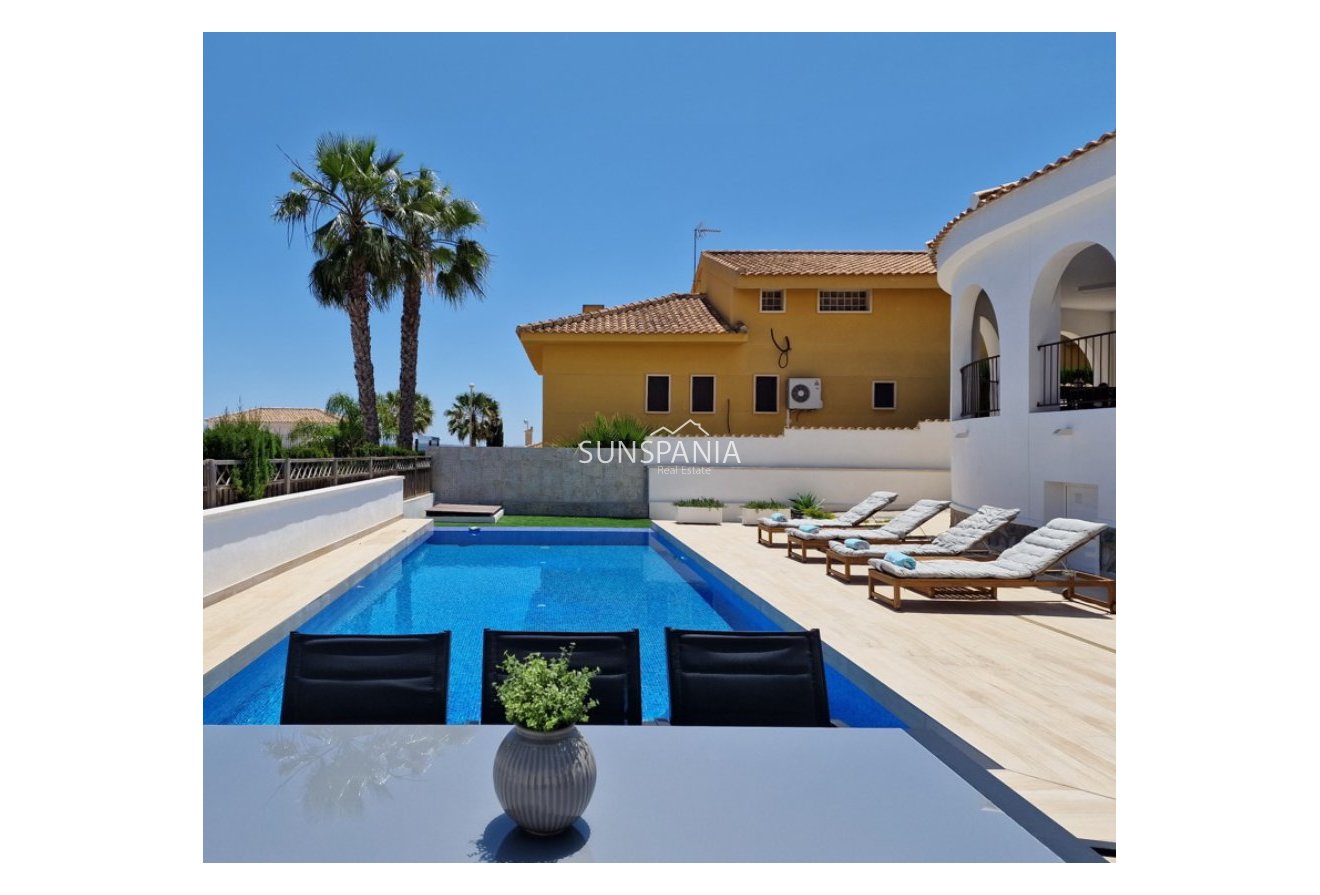 Obra nueva - Chalet -
Ciudad Quesada - Doña Pepa