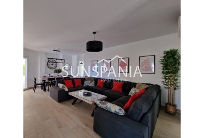 Obra nueva - Chalet -
Ciudad Quesada - Doña Pepa