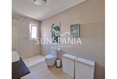 Obra nueva - Chalet -
Ciudad Quesada - Doña Pepa