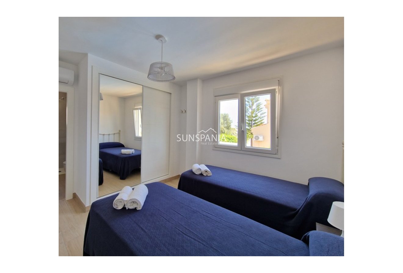 Obra nueva - Chalet -
Ciudad Quesada - Doña Pepa