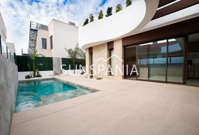 Obra nueva - Chalet -
Almoradí - Las Heredades