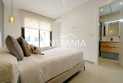 Obra nueva - Chalet -
Almoradí - Las Heredades