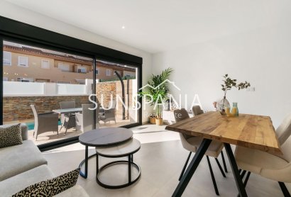 Obra nueva - Chalet -
San Pedro del Pinatar - Polideportivo