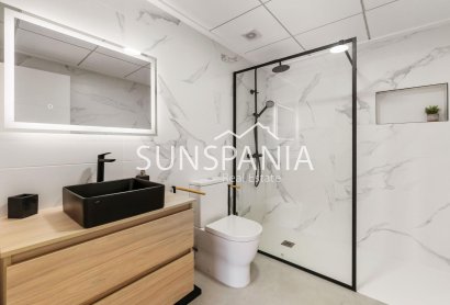 Obra nueva - Chalet -
San Pedro del Pinatar - Polideportivo