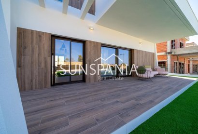 Obra nueva - Chalet -
Finestrat - Golf Bahia
