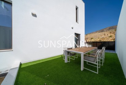 Obra nueva - Chalet -
Finestrat - Golf Bahia