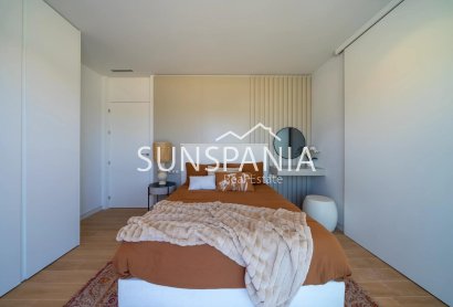 Obra nueva - Chalet -
Finestrat - Golf Bahia