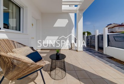 Obra nueva - Chalet -
San Fulgencio - El Oasis