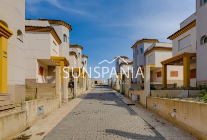 Obra nueva - Chalet -
San Fulgencio - El Oasis