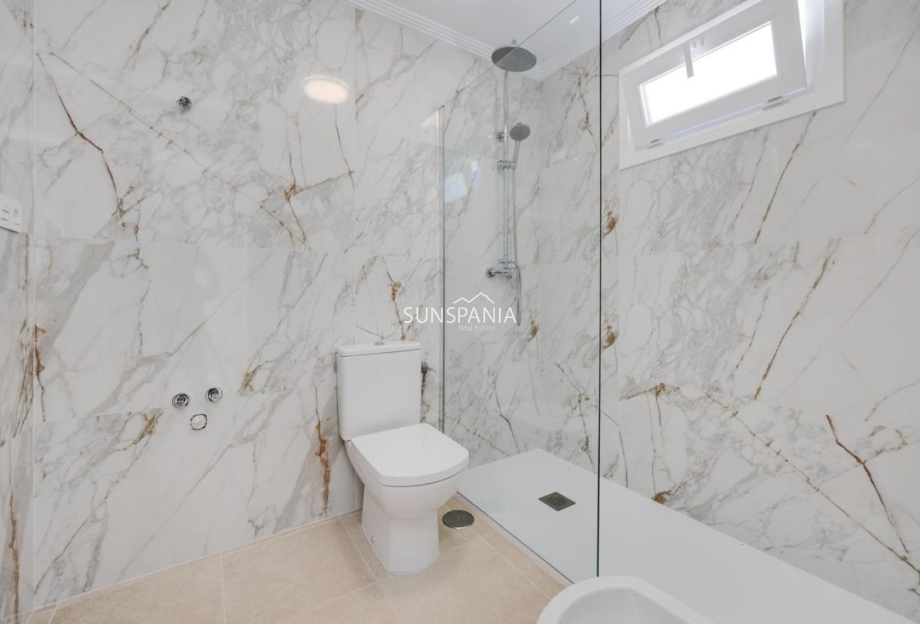 Obra nueva - Chalet -
San Fulgencio - El Oasis