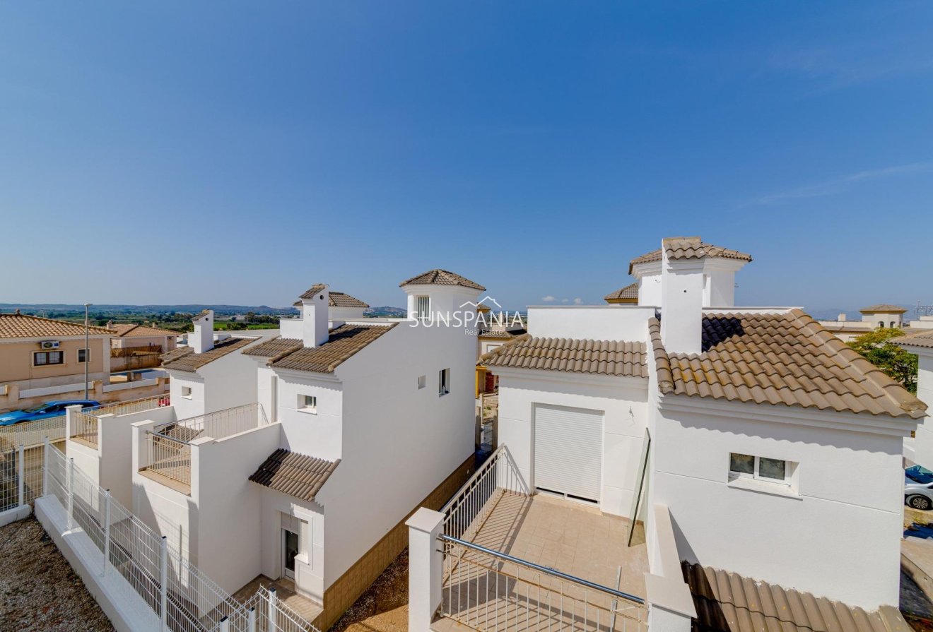 Obra nueva - Chalet -
San Fulgencio - El Oasis