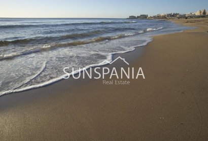 Obra nueva - Piso -
Torrevieja - Altos del Sol