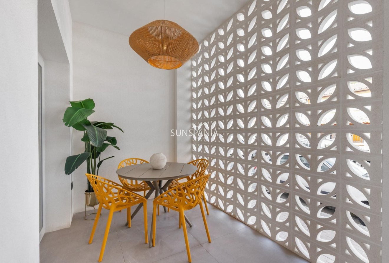 Nouvelle construction - Appartement -
Torrevieja - Playa Los Naufragos