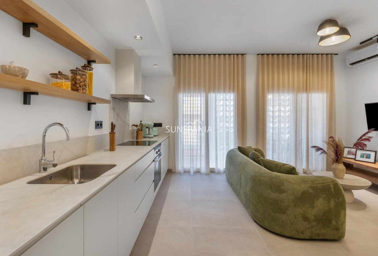 Nouvelle construction - Appartement -
Torrevieja - Playa Los Naufragos