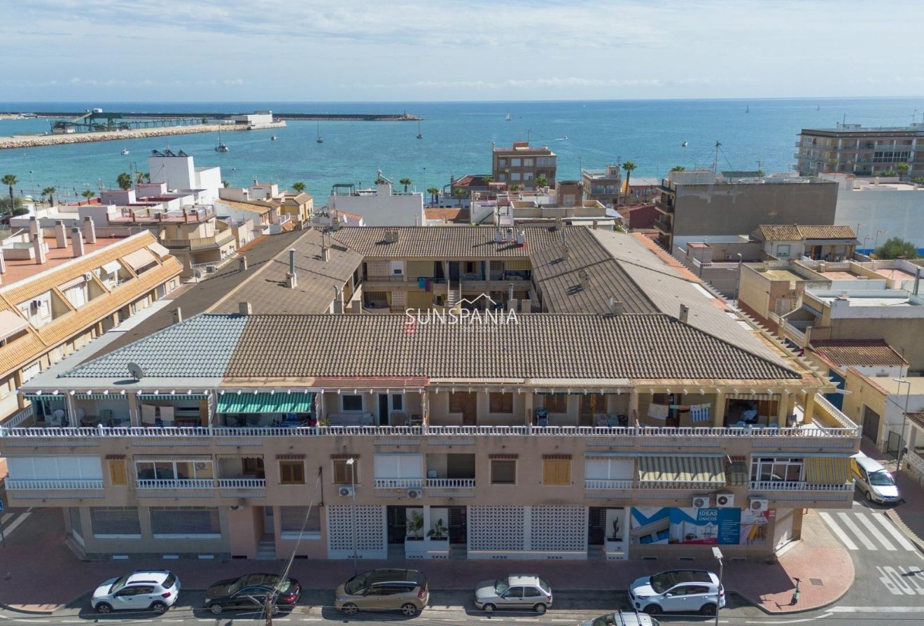 Nouvelle construction - Appartement -
Torrevieja - Playa Los Naufragos