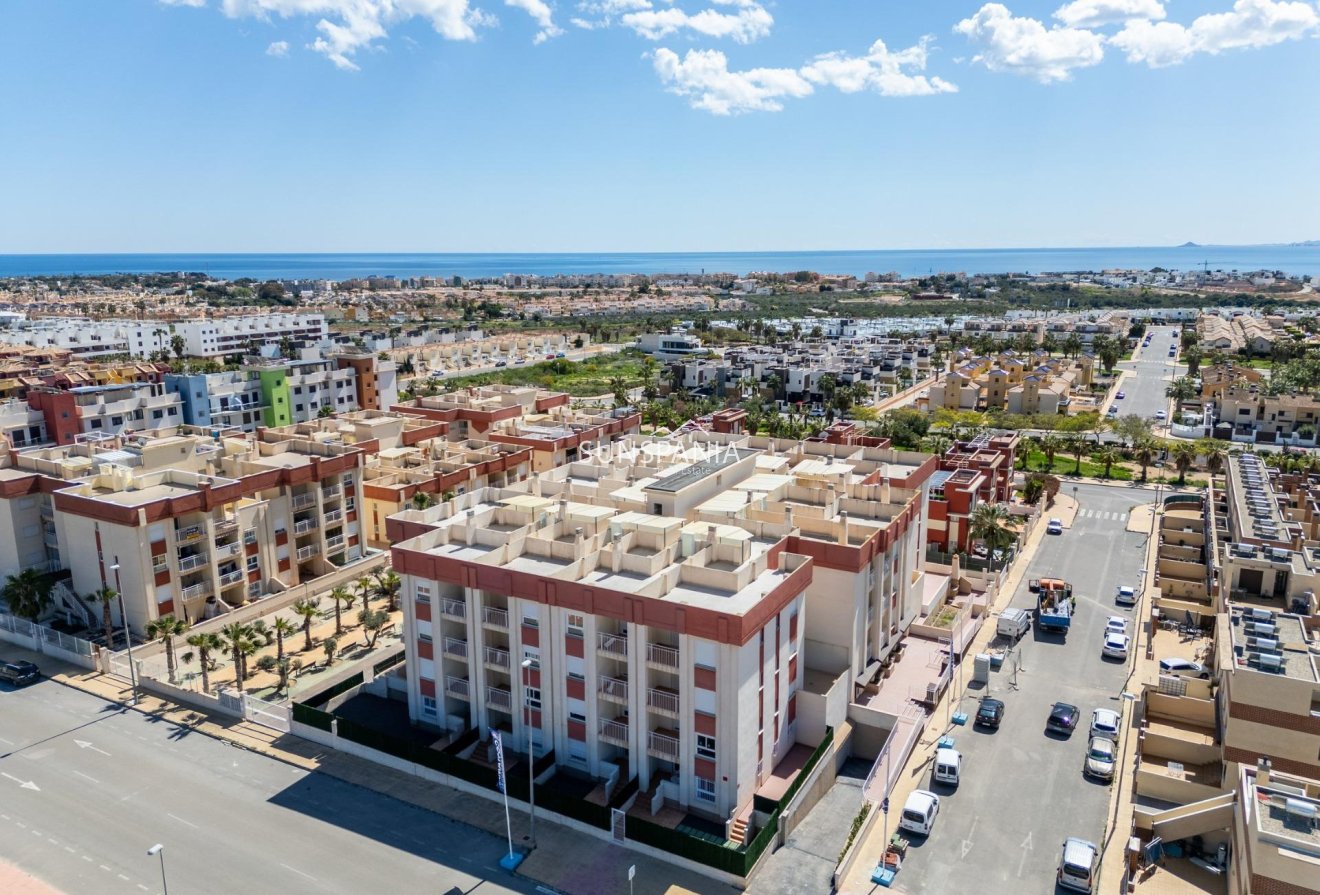 Obra nueva - Piso -
Orihuela Costa - Lomas de Cabo Roig