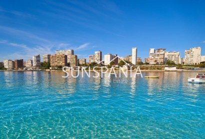 Obra nueva - Chalet -
Els Poblets - Partida Barranquets