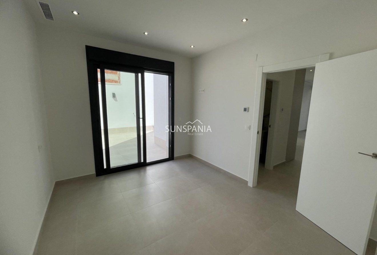 New Build - Villa -
Almoradí - Heredades