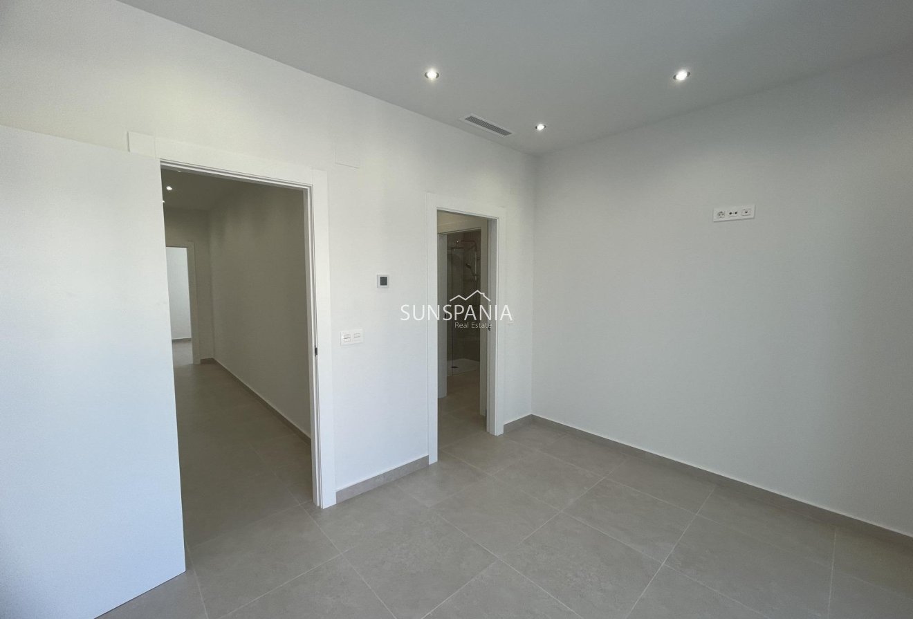 New Build - Villa -
Almoradí - Heredades