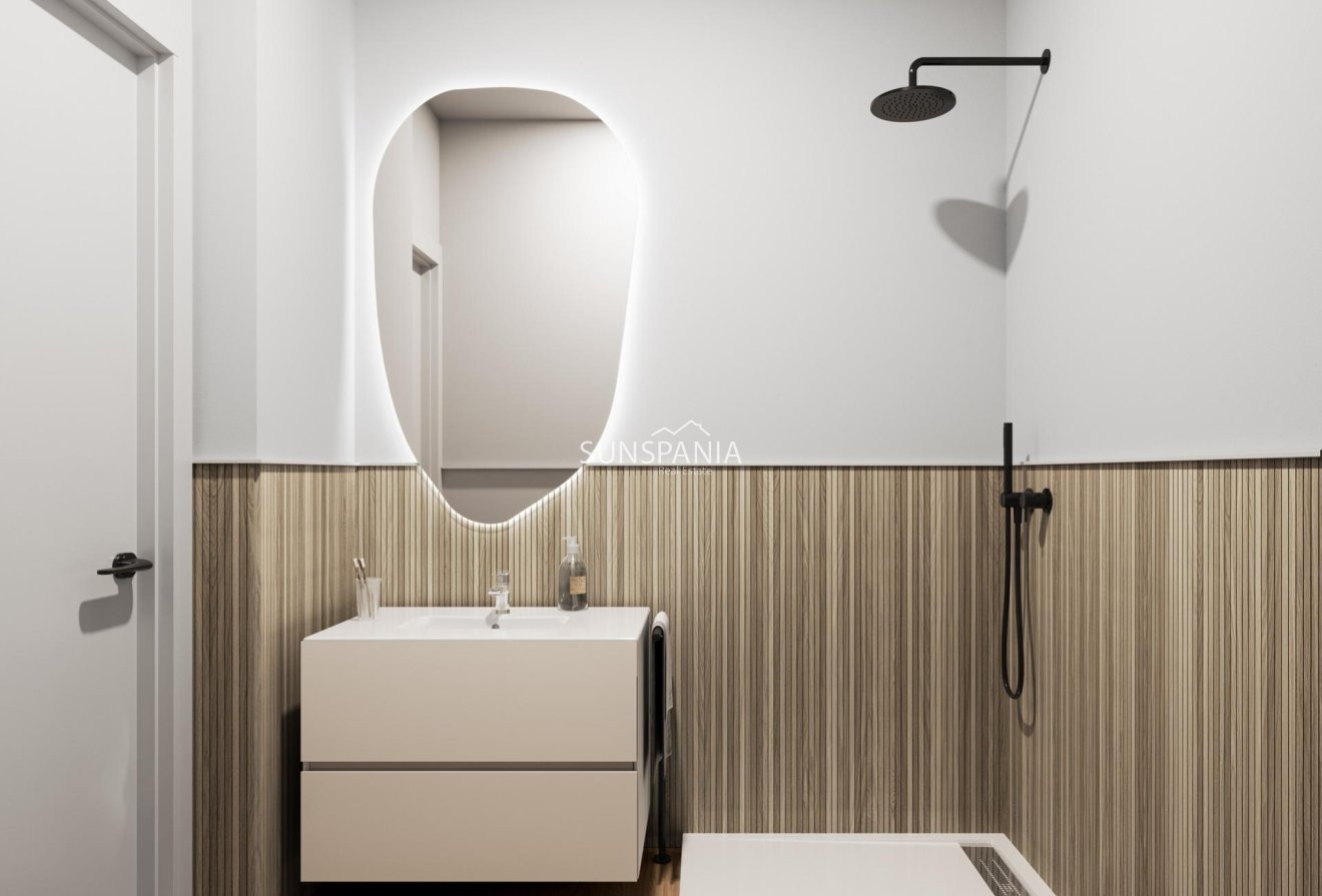 Obra nueva - Piso -
San Miguel de Salinas - Pueblo