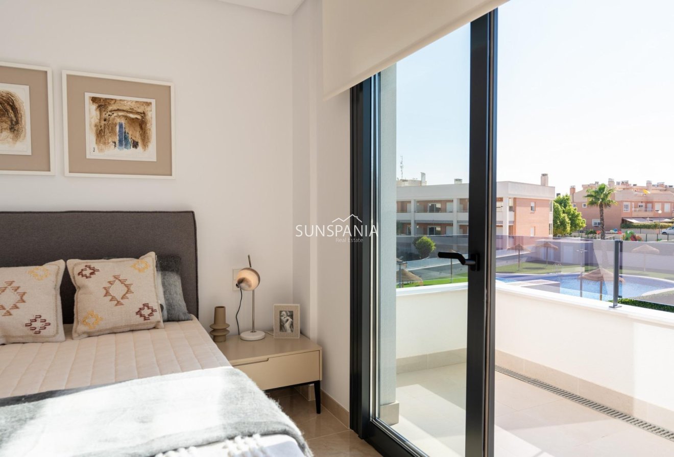 Nouvelle construction - Maison de ville -
Gran Alacant