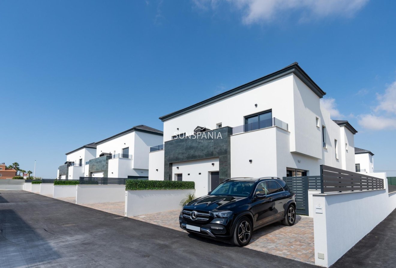 Obra nueva - Quad House -
Gran Alacant