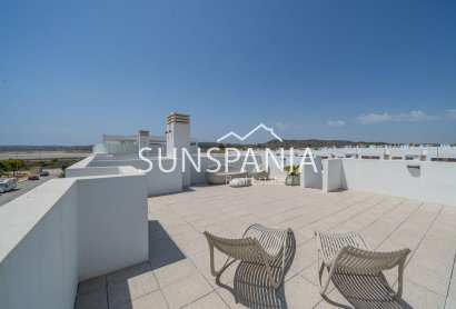 Obra nueva - Ground Floor Bungalow -
Orihuela - Vistabella Golf