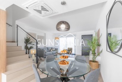 New Build - Townhouse -
Rafal - pueblo