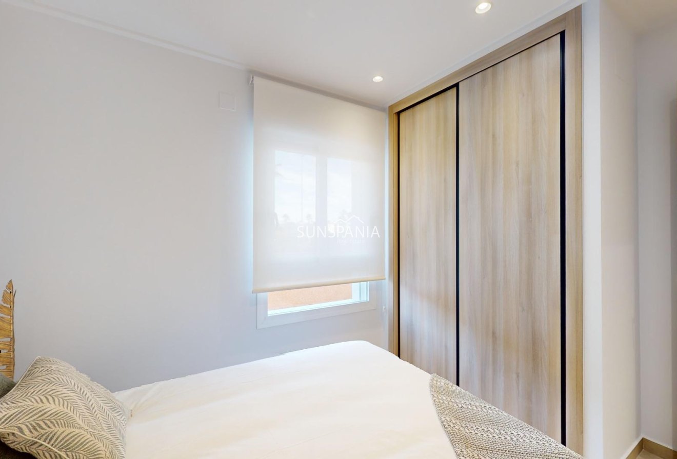 Obra nueva - Piso -
Guardamar del Segura - El Raso