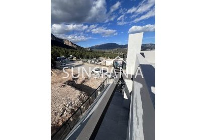 Obra nueva - Adosado -
Polop - PAU1