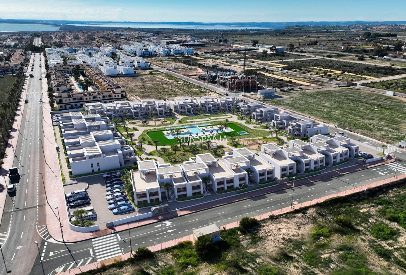 Obra nueva - Piso -
Ciudad Quesada - Lo Marabú