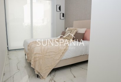 Obra nueva - Chalet -
Ciudad Quesada - Lo Marabú