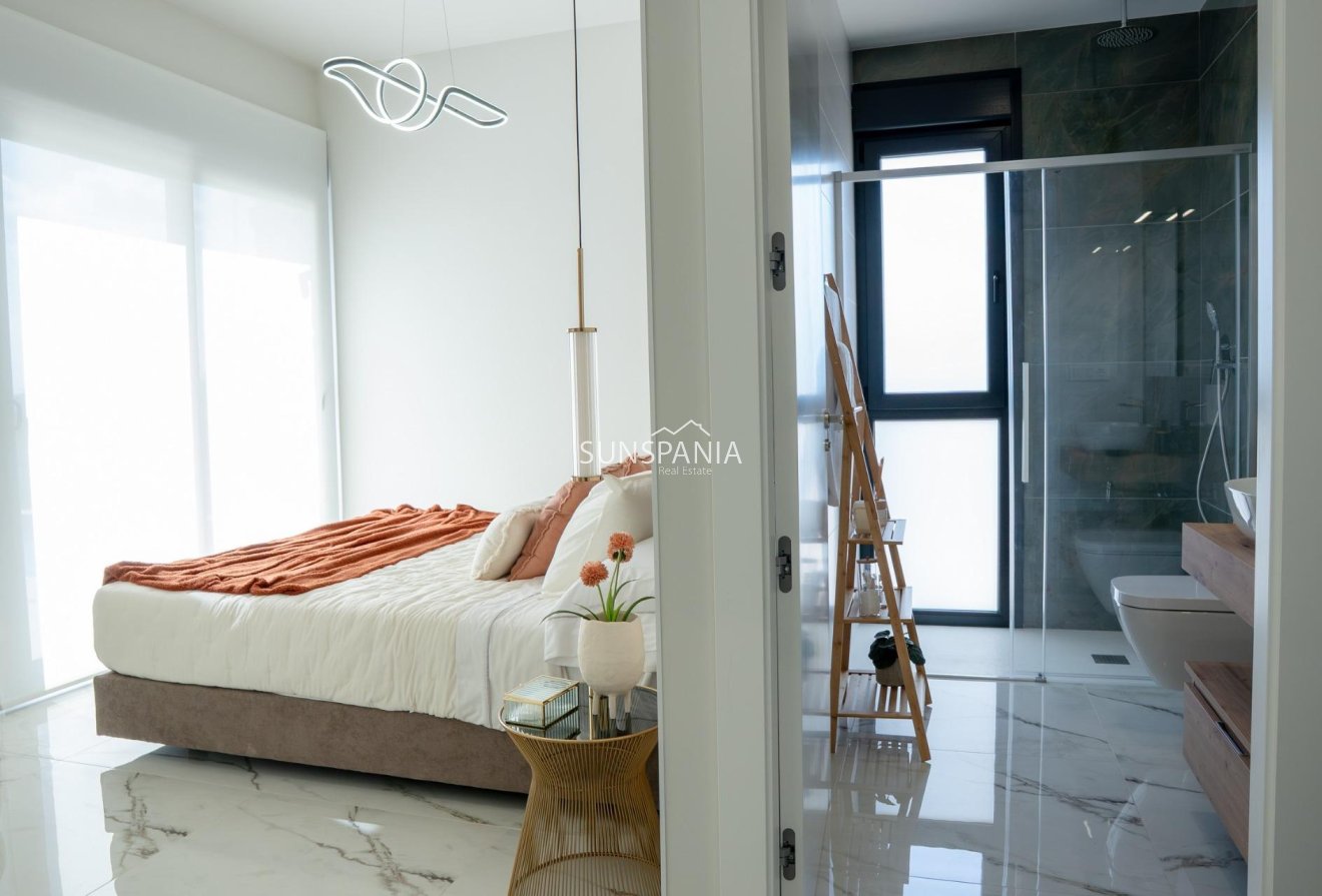 Obra nueva - Chalet -
Ciudad Quesada - Lo Marabú