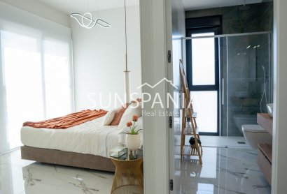 Obra nueva - Chalet -
Ciudad Quesada - Lo Marabú