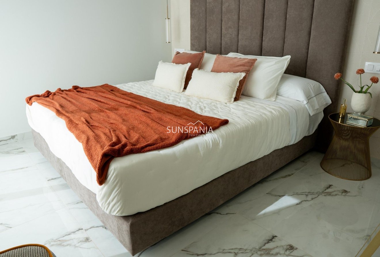 Obra nueva - Chalet -
Ciudad Quesada - Lo Marabú