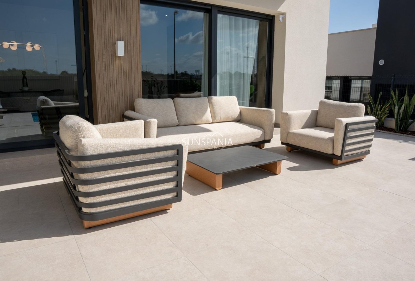 Obra nueva - Chalet -
Ciudad Quesada - Lo Marabú